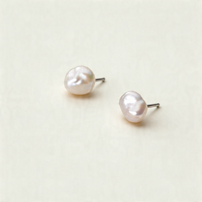 Ally Pearl Studs